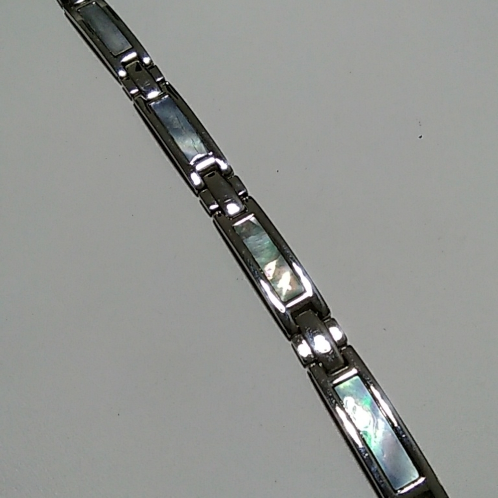 Shell Bracelet - image 2